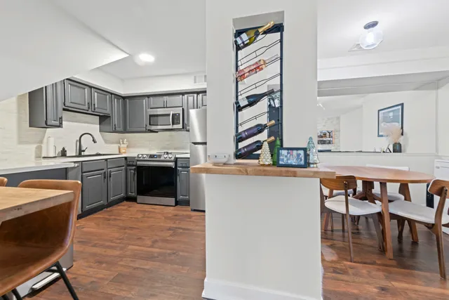 $220,000 | 203 Pinewood Circle, Plymouth, MI 48170