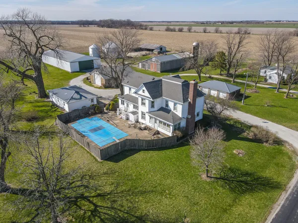 $750,000 | 11526 North 3500W Road, Manteno, IL 60950