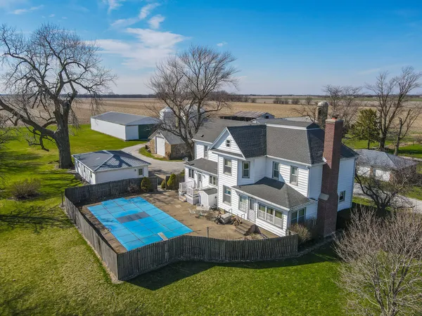 $750,000 | 11526 North 3500W Road, Manteno, IL 60950