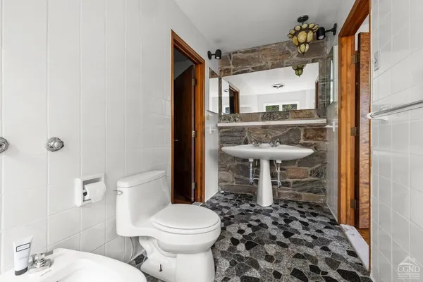 $1,400,000 | 7951 Highway 22, Copake, NY 12517