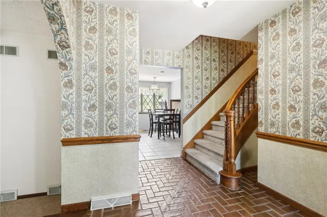 $389,316 | 168 Cunningham Lane, New Castle, PA 16105