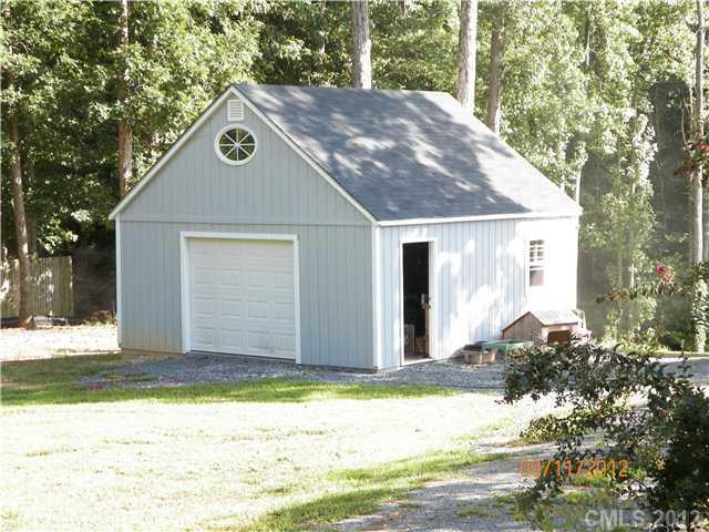 32808 Poplar Lane Road Albemarle, NC 28001 - Photo 6 of 16 Gallery Image 6