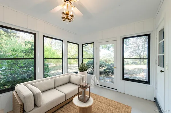 $699,000 | 19 Ridgeview Road, Poughkeepsie, NY 12603