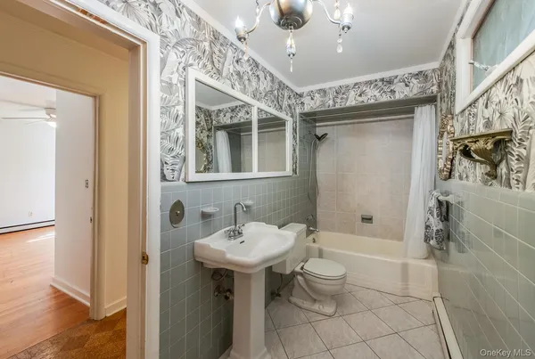 $699,000 | 19 Ridgeview Road, Poughkeepsie, NY 12603