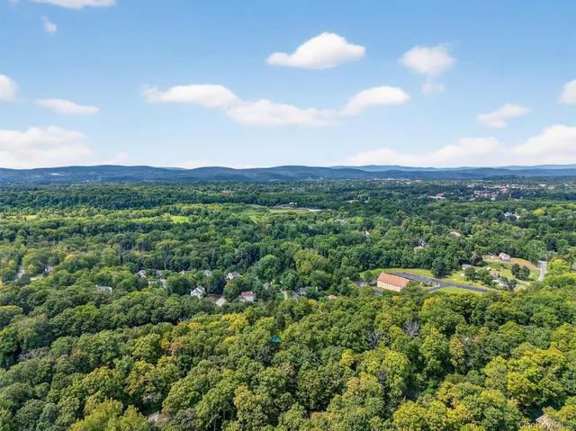 $699,000 | 19 Ridgeview Road, Poughkeepsie, NY 12603