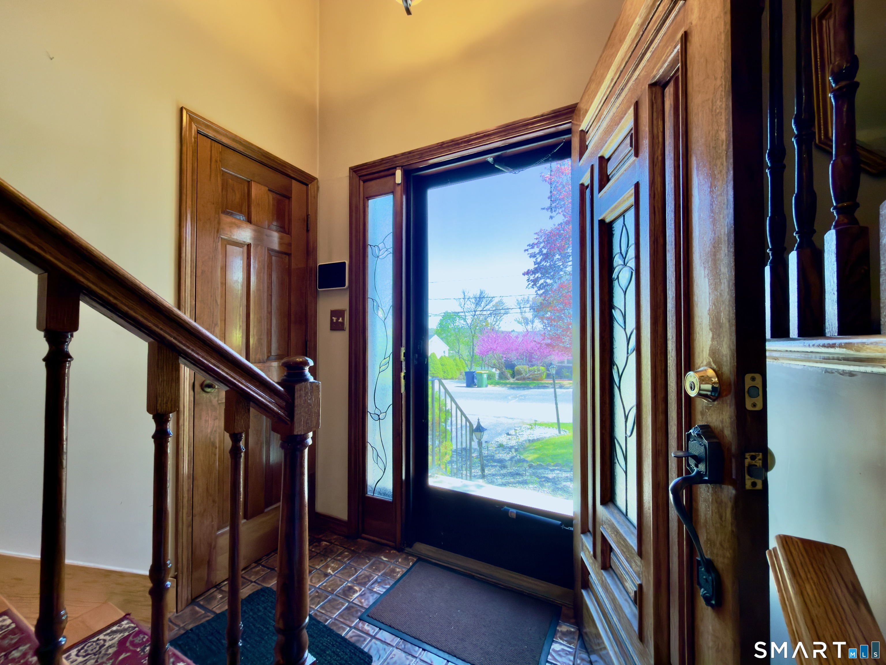 25 Greenfield Avenue Waterbury, CT 06708 - Photo 4 of 37