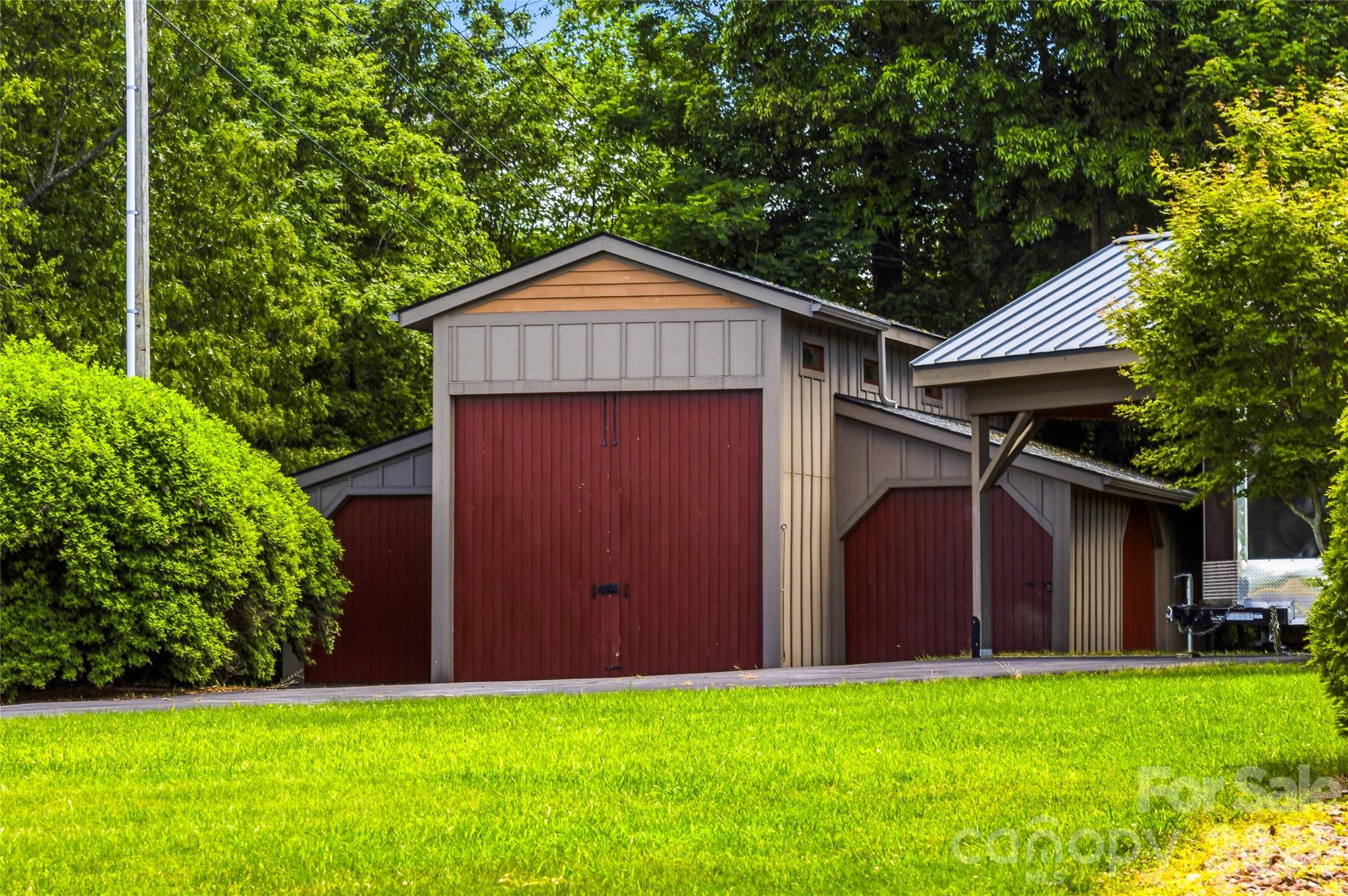 4862 Pinnacle Mountain Road Zirconia, NC 28790 - Photo 42 of 48