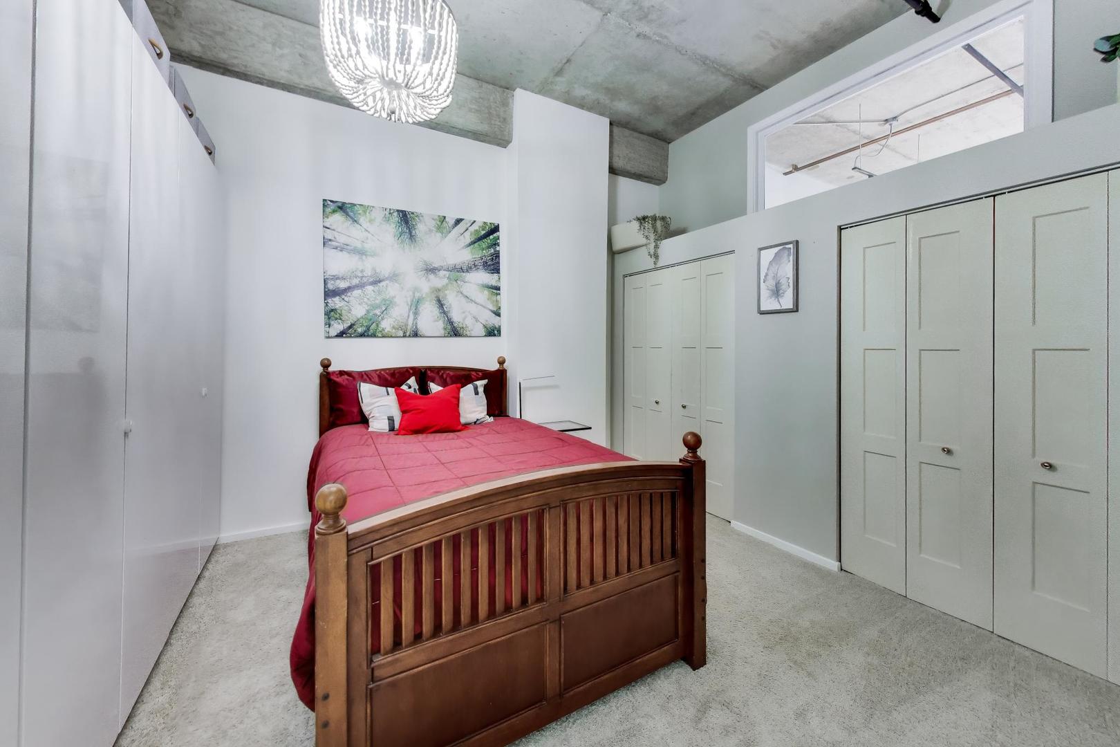 6 South Laflin Street, Unit 301 Chicago, IL 60607 - Photo 22 of 33 Gallery Image 22