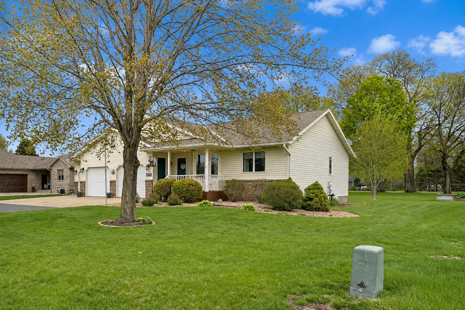 4820 Echo Court Faribault, MN 55021 - Photo 3 of 39