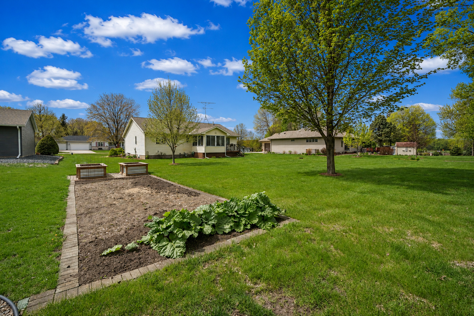 4820 Echo Court Faribault, MN 55021 - Photo 8 of 39