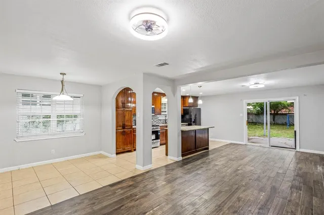 $289,000 | 907 Clebud Drive, Euless, TX 76040