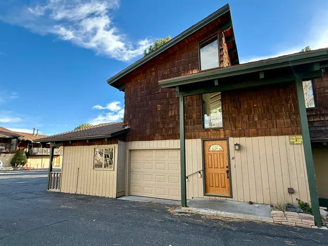 $699,000 | 3199 Chateau Road, Unit 18, Mammoth Lakes, CA 93546
