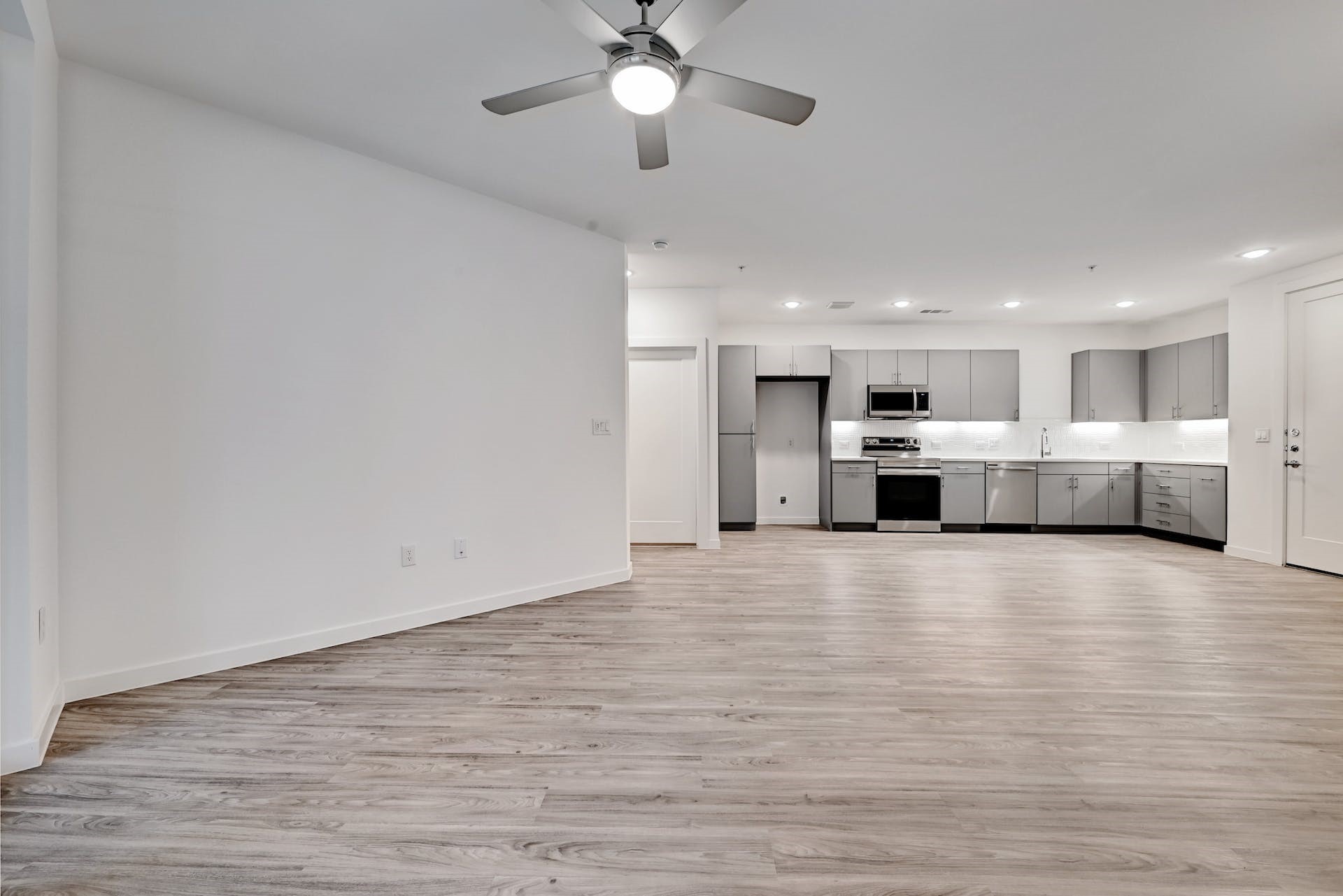 4801 Springdale Road, Unit 1204 Austin, TX 78723 - Photo 6 of 28