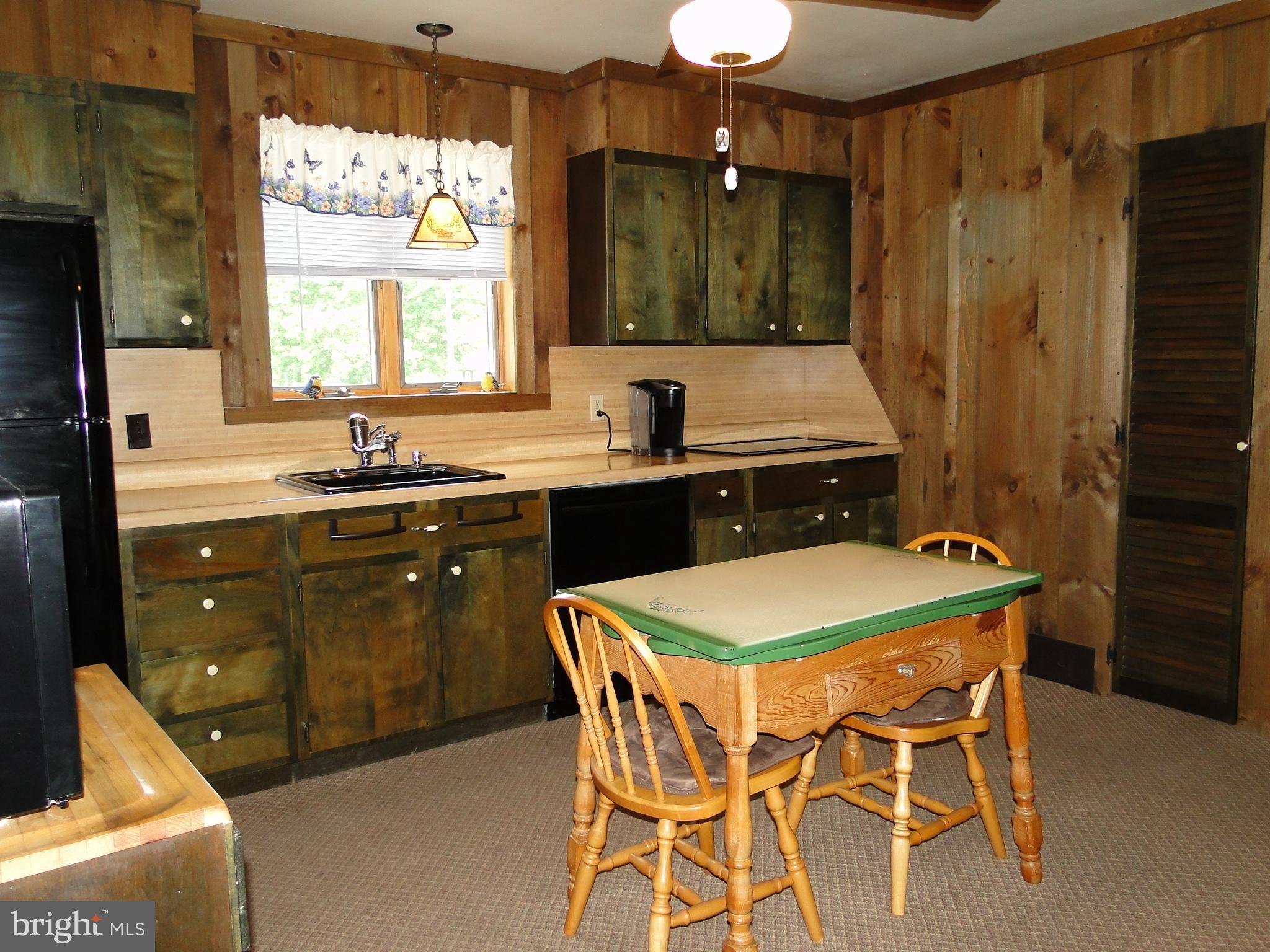 1020 Middle Road Perkasie, PA 18944 - Photo 10 of 28