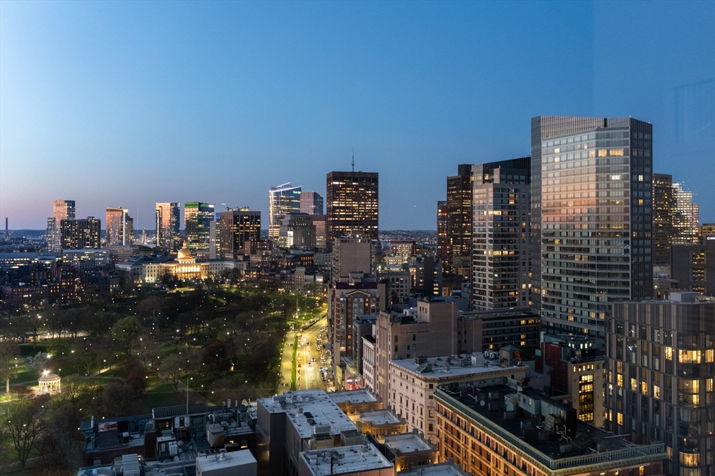 110 Stuart Street, Unit PH Boston, MA 02116 - Photo 36 of 37 a city view