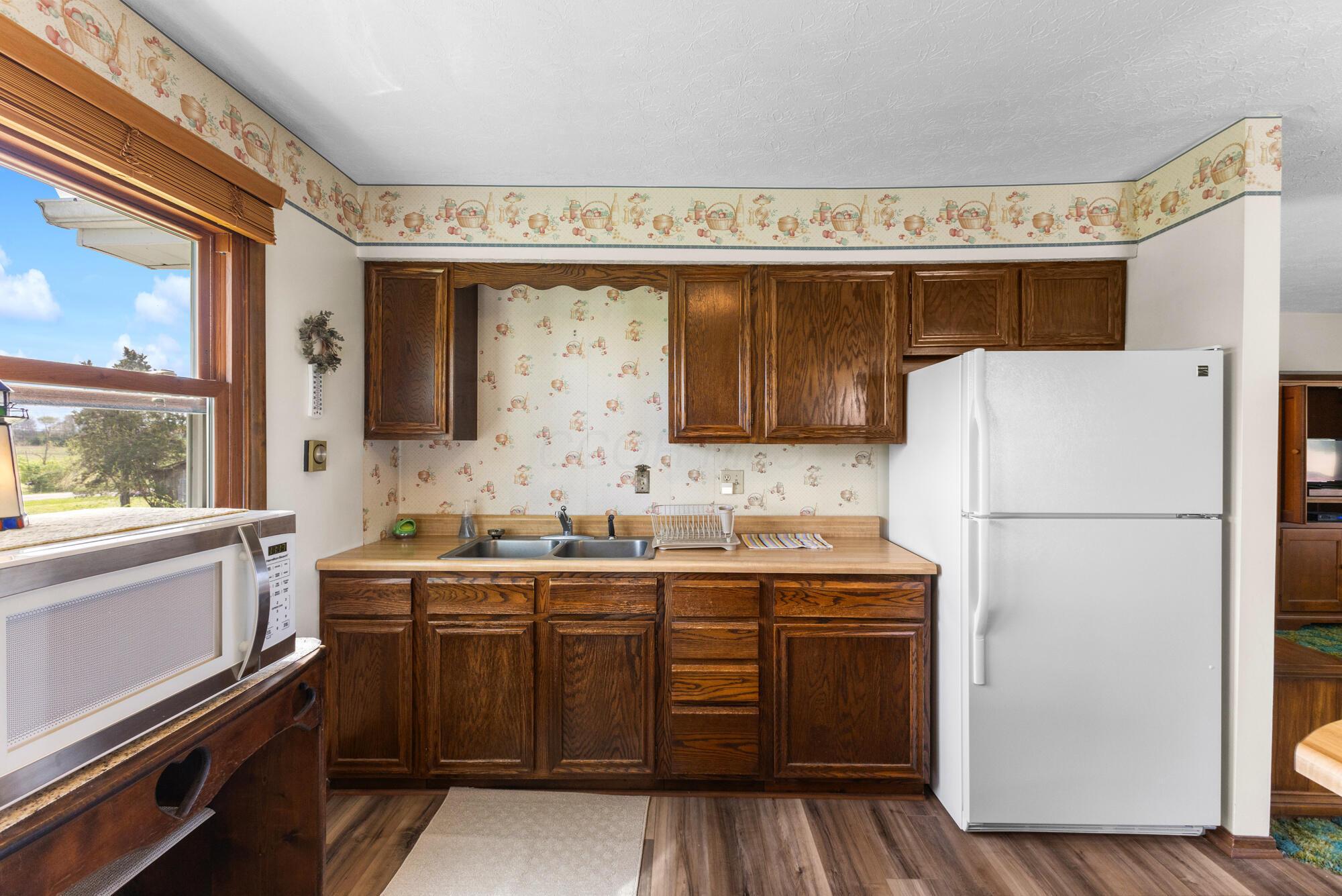 8225 Fosnaugh School Road Southwest Stoutsville, OH 43154 - Photo 11 of 48