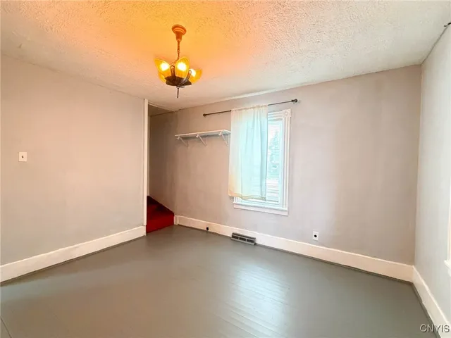 $194,000 | 16 1st Street, Whitestown, NY 13495