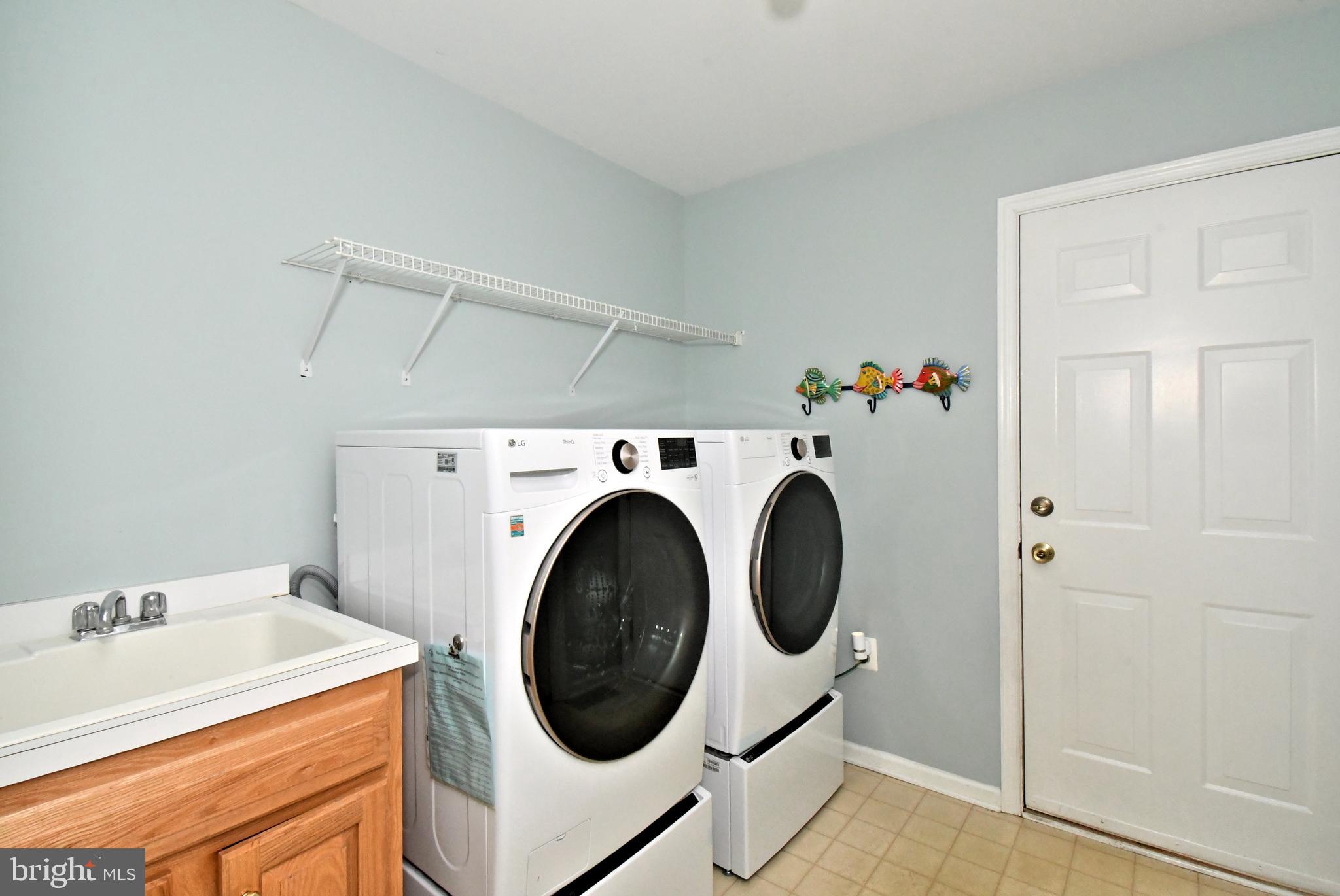 394 Anderson Road King of Prussia, PA 19406 - Photo 34 of 48 laundry room w/ access to garage