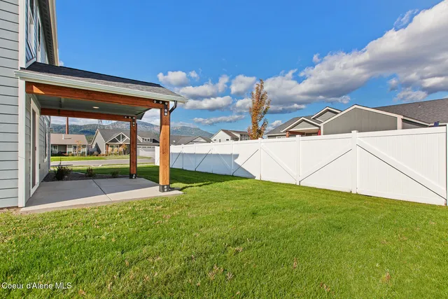 $499,900 | 8386 West Splitrail Avenue, Rathdrum, ID 83858