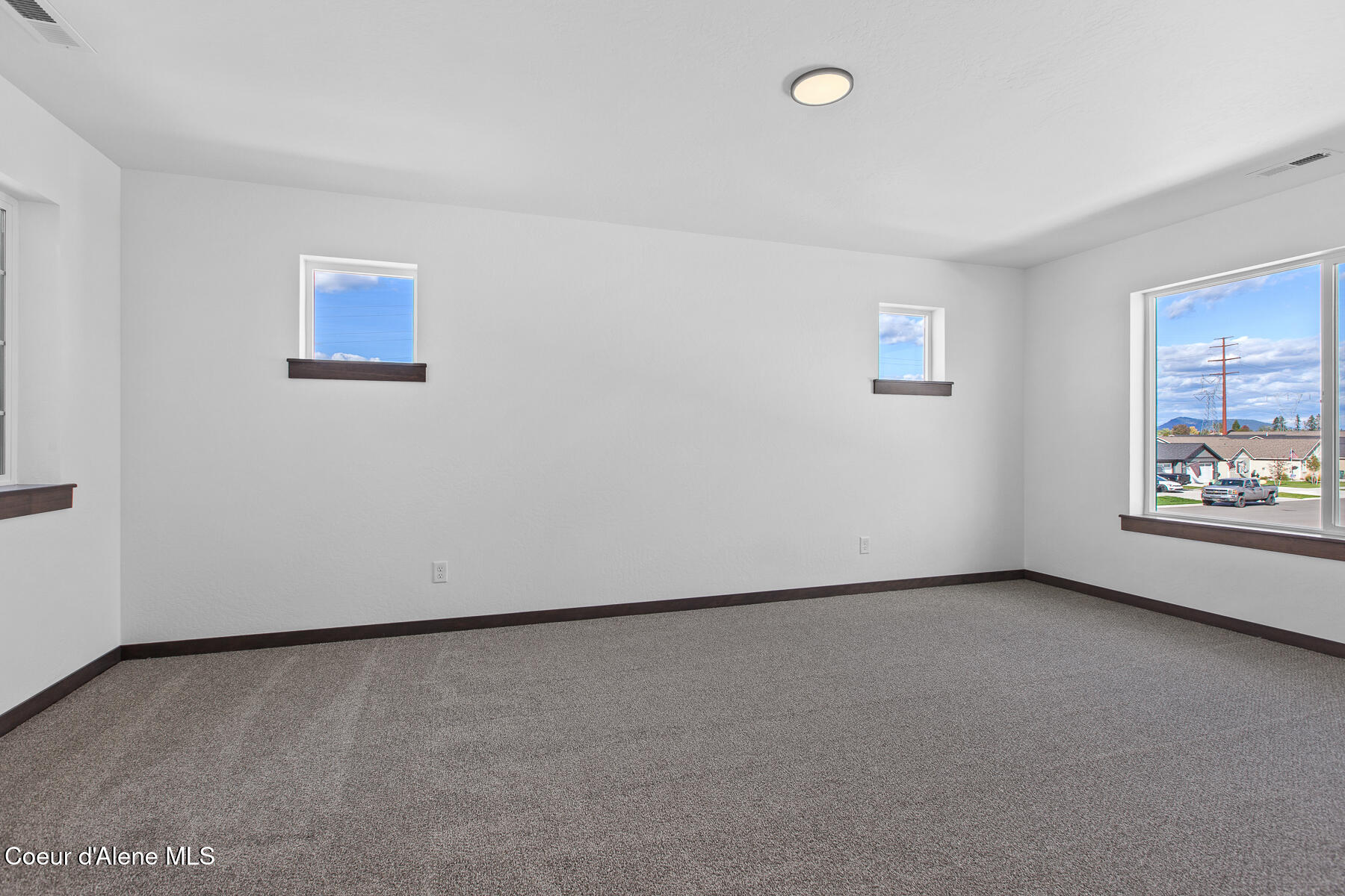 8386 West Splitrail Avenue Rathdrum, ID 83858 - Photo 7 of 17 8386WSpitrailAve-6