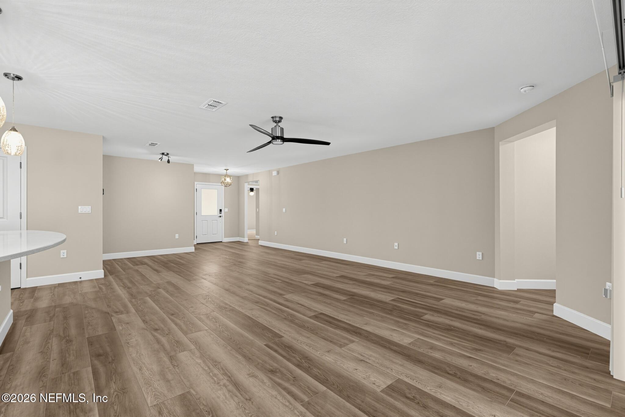 331 Meadow Ridge Drive St. Augustine, FL 32092 - Photo 8 of 36 11_331_Meadow_Ridge_Dr-Living_room-7787