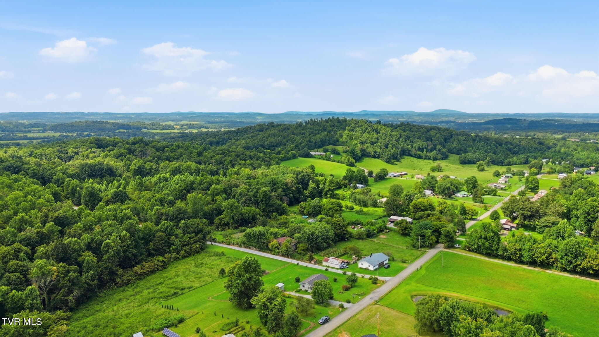 2060 Fishpond Road Chuckey, TN 37641 - Photo 27 of 30 30-web-or-mls-DJI_0798