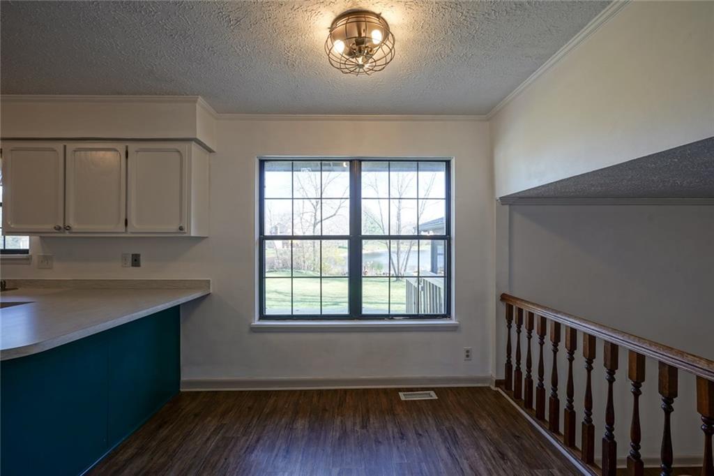 8657 Fox Ridge Lane Indianapolis, IN 46256 - Photo 17 of 35 Gallery Image 17