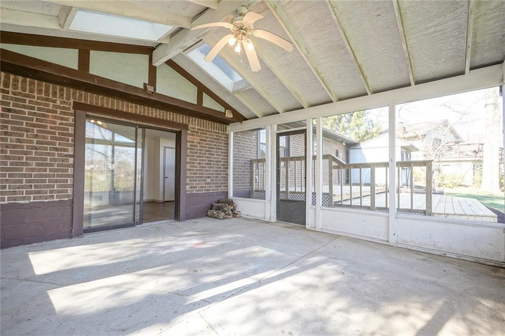 8657 Fox Ridge Lane Indianapolis, IN 46256 - Photo 23 of 35 Gallery Image 23