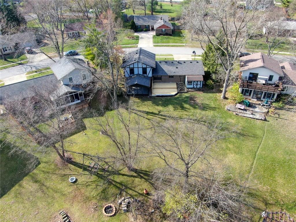 8657 Fox Ridge Lane Indianapolis, IN 46256 - Photo 8 of 35 Gallery Image 8
