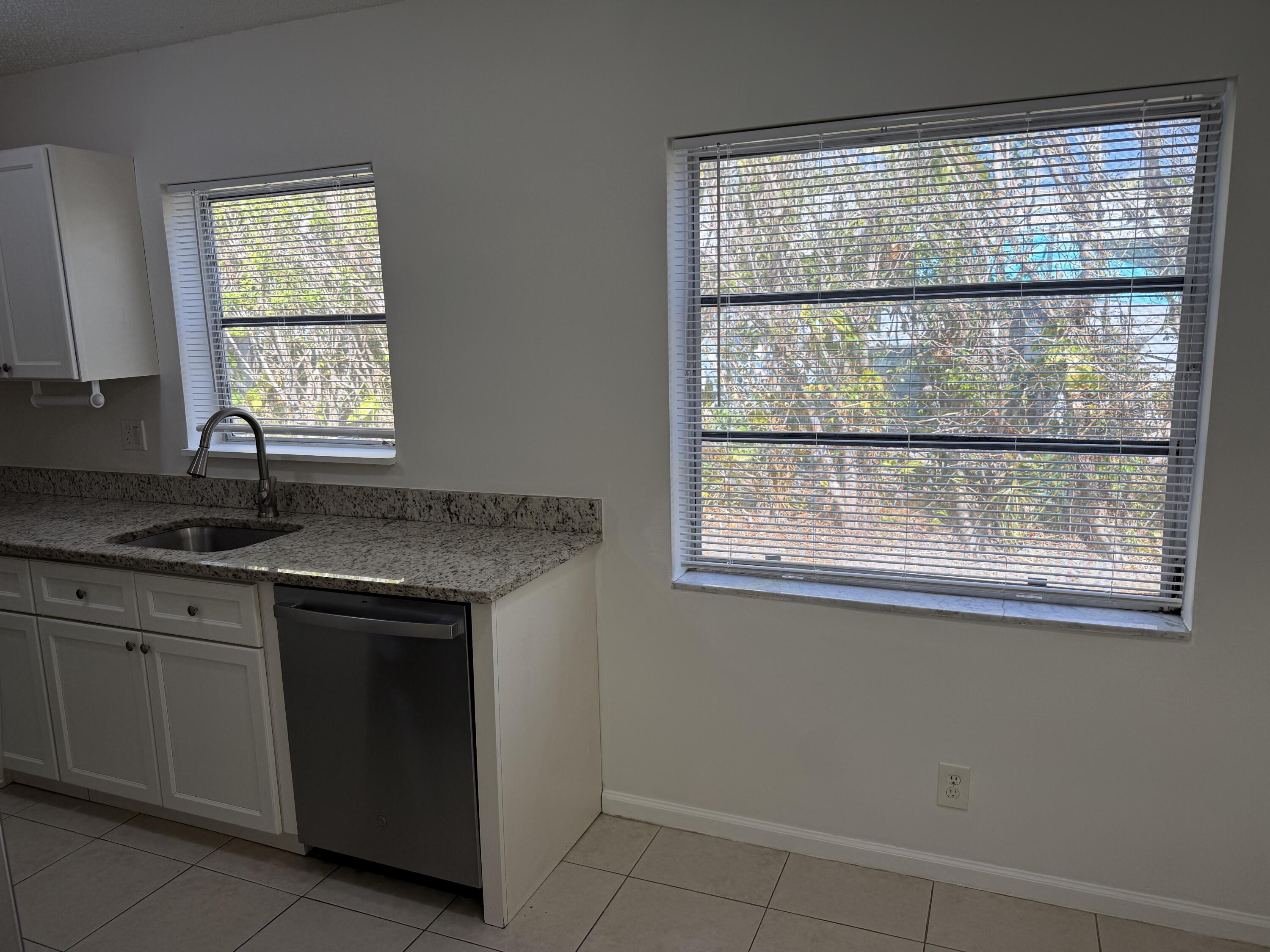 6575 Northeast 7th Avenue Boca Raton, FL 33487 - Photo 17 of 31 IMG_2847