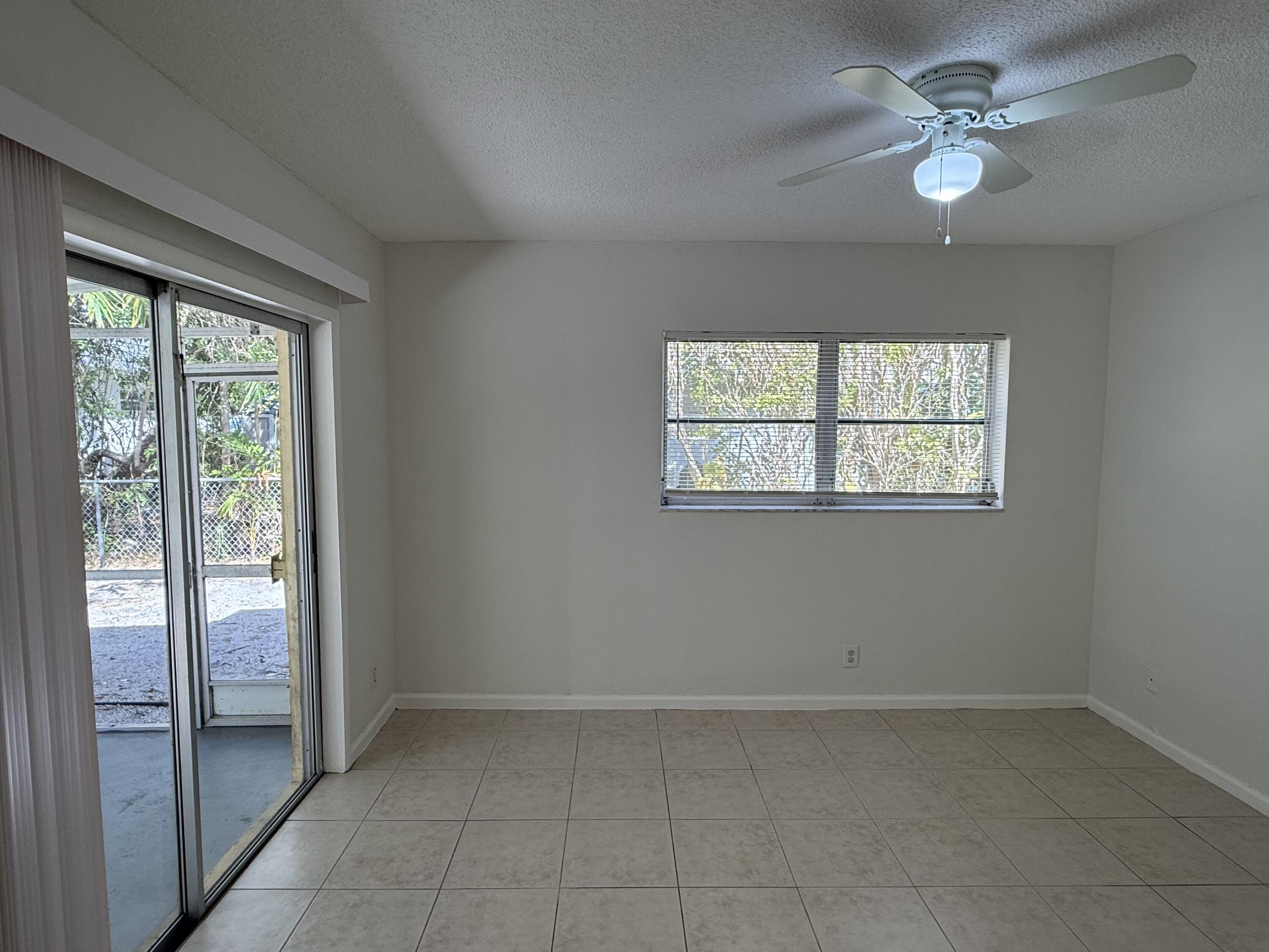 6575 Northeast 7th Avenue Boca Raton, FL 33487 - Photo 23 of 31 IMG_2854