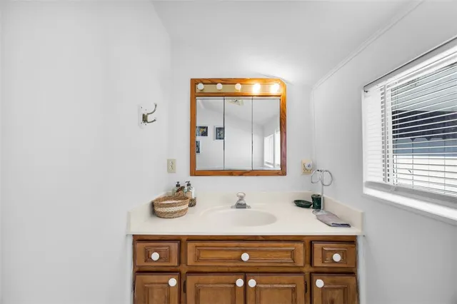 $315,000 | 235 Cedarhill Lane, Waterloo, SC 29384