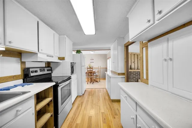 $315,000 | 235 Cedarhill Lane, Waterloo, SC 29384