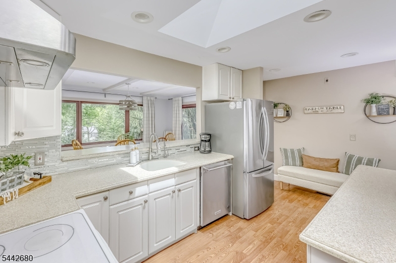 95 Balsam Road Wayne, NJ 07470 - Photo 7 of 20