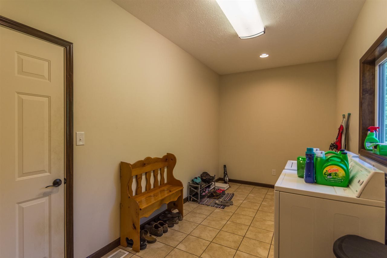 2420 South Happy Hollow Road Bloomfield, IN 47424 - Photo 11 of 34 Gallery Image 11