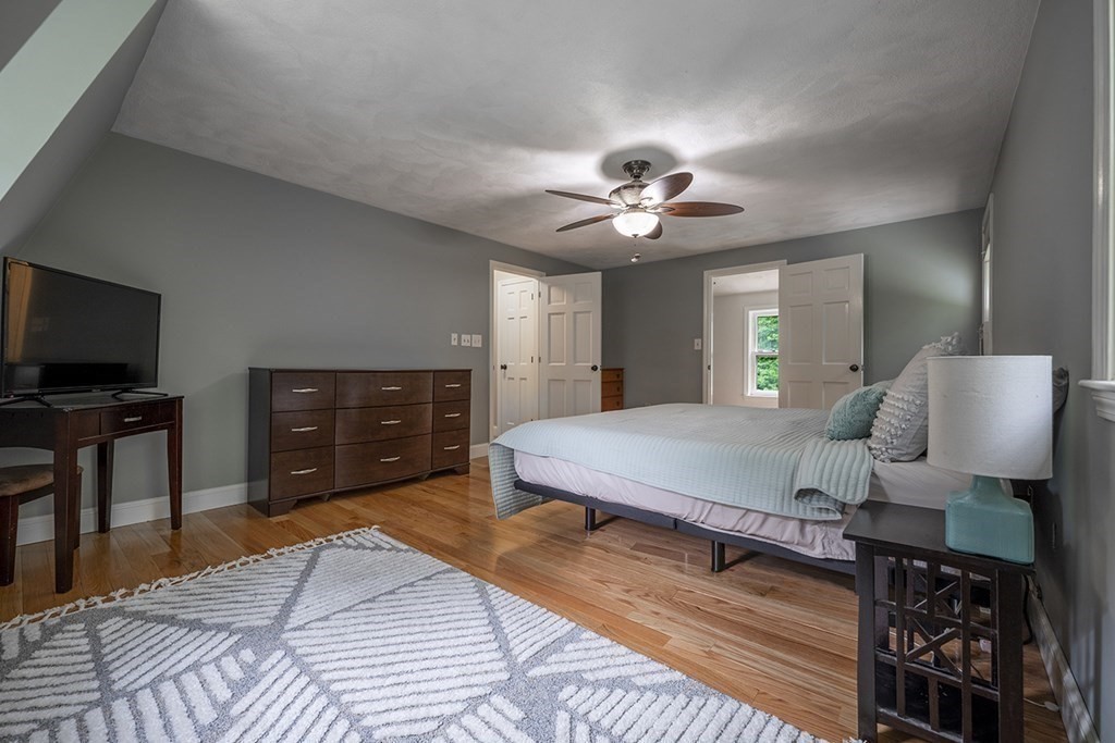 19 Virginia Road Tyngsborough, MA 01879 - Photo 14 of 30