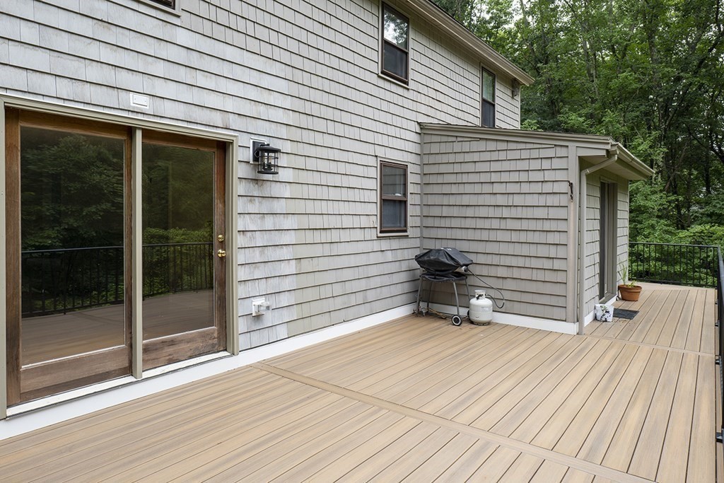 19 Virginia Road Tyngsborough, MA 01879 - Photo 23 of 30