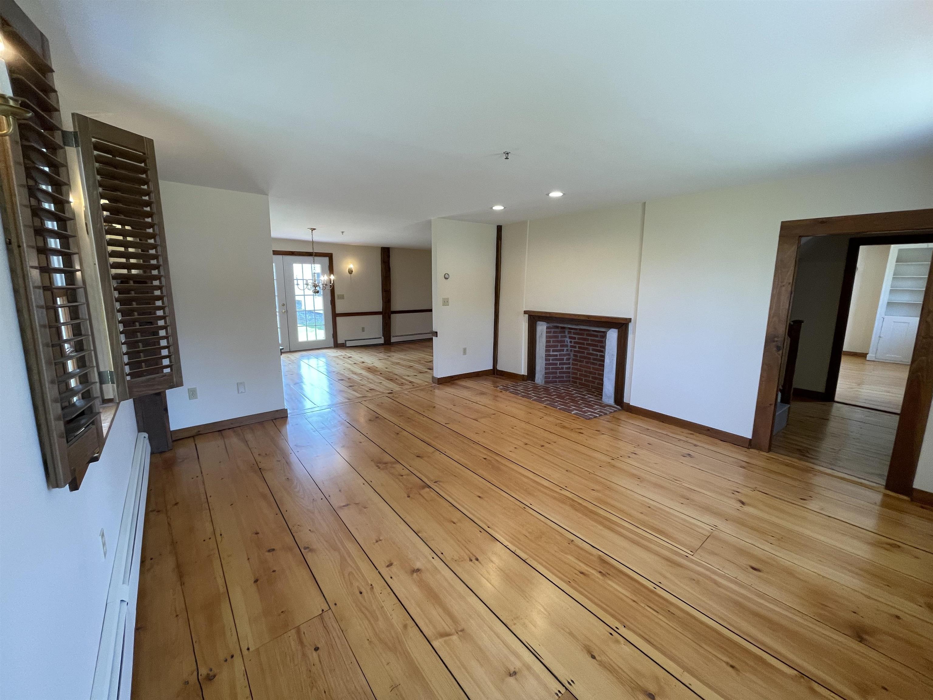 454 Main Street Fremont, NH 03044 - Photo 17 of 42