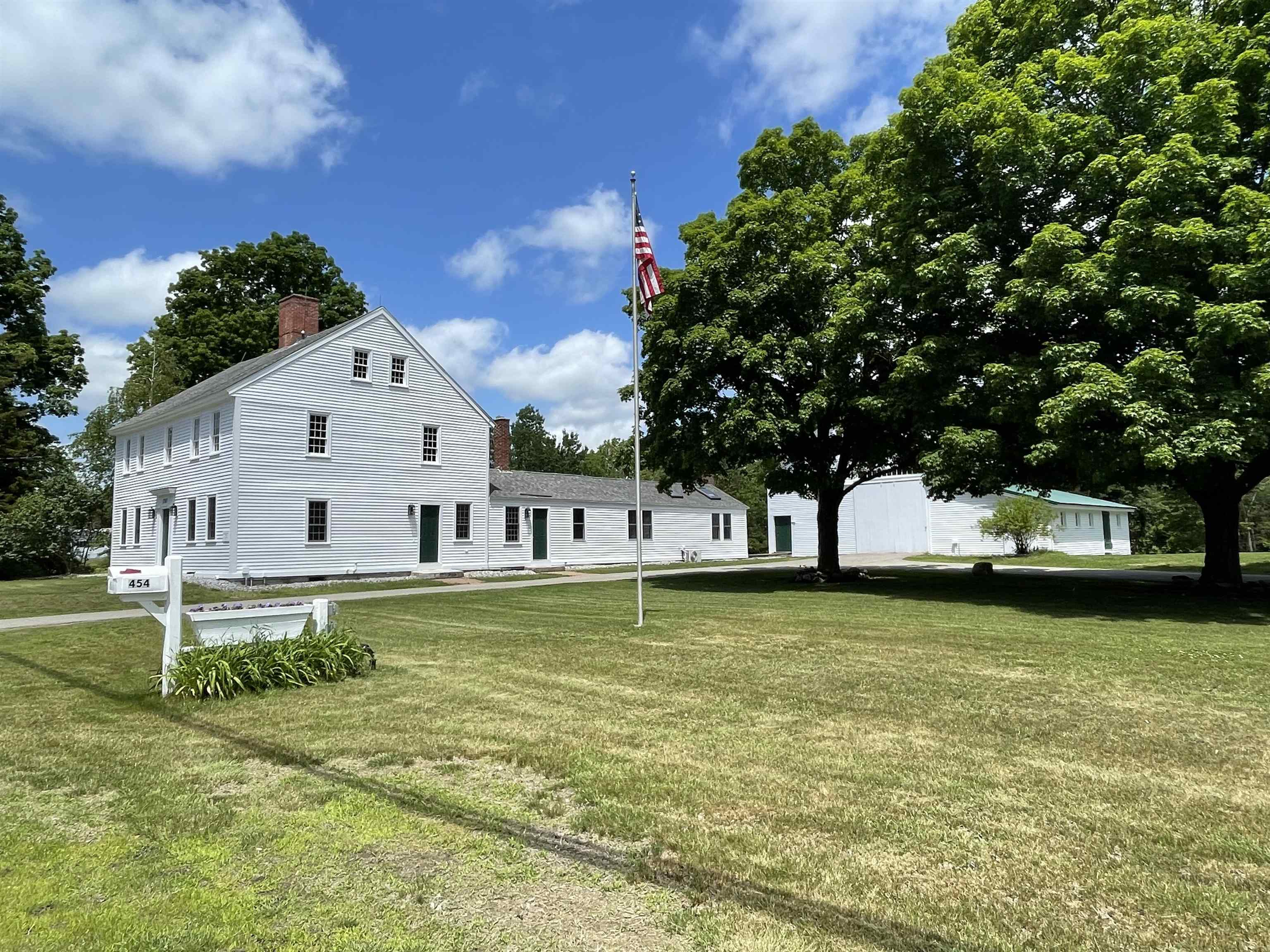 454 Main Street Fremont, NH 03044 - Photo 2 of 42