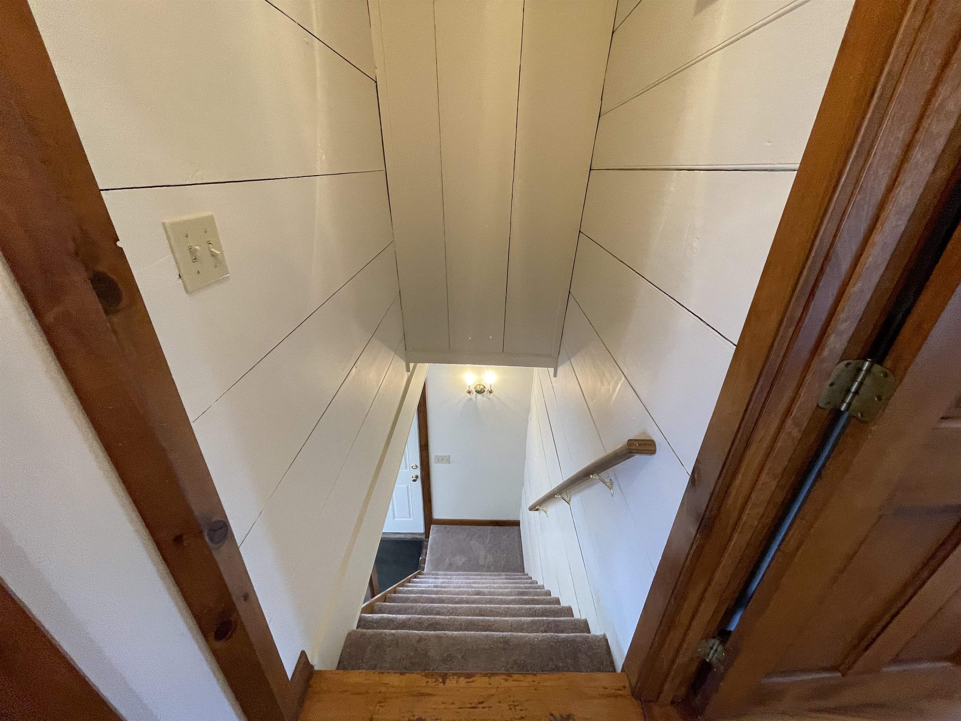 454 Main Street Fremont, NH 03044 - Photo 22 of 42