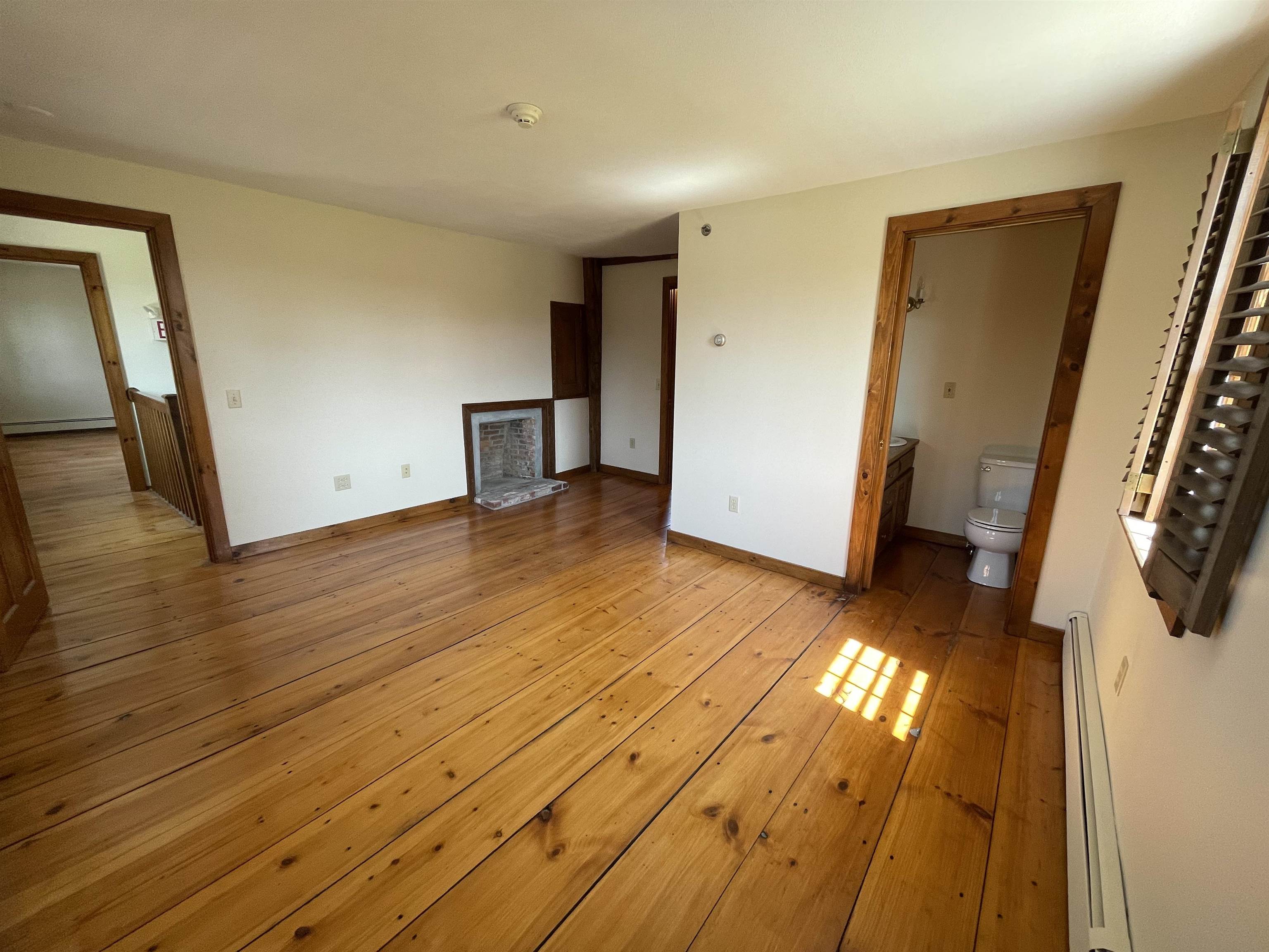 454 Main Street Fremont, NH 03044 - Photo 24 of 42