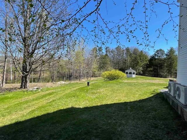 $855,000 | 454 Main Street, Fremont, NH 03044