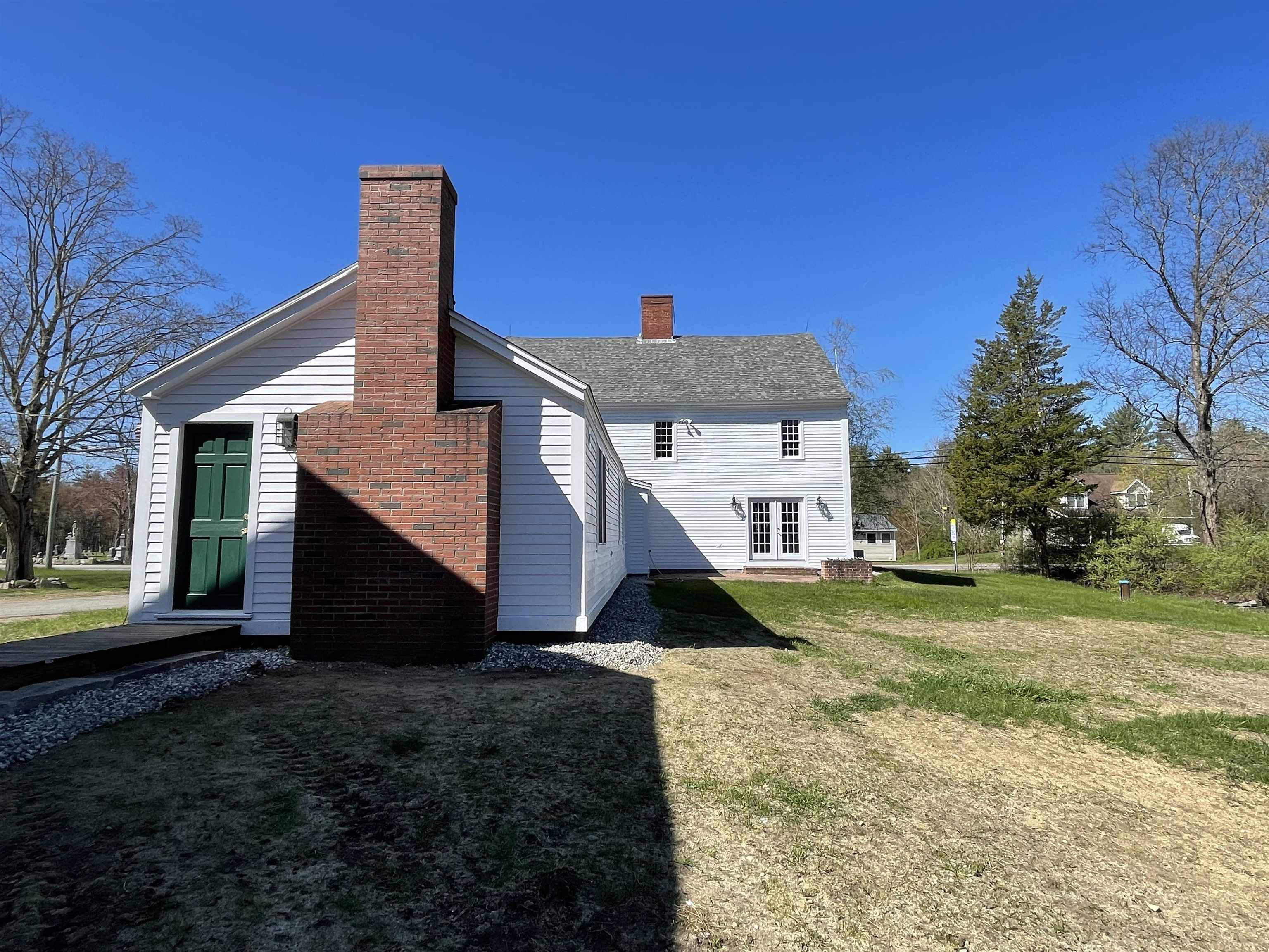 454 Main Street Fremont, NH 03044 - Photo 35 of 42