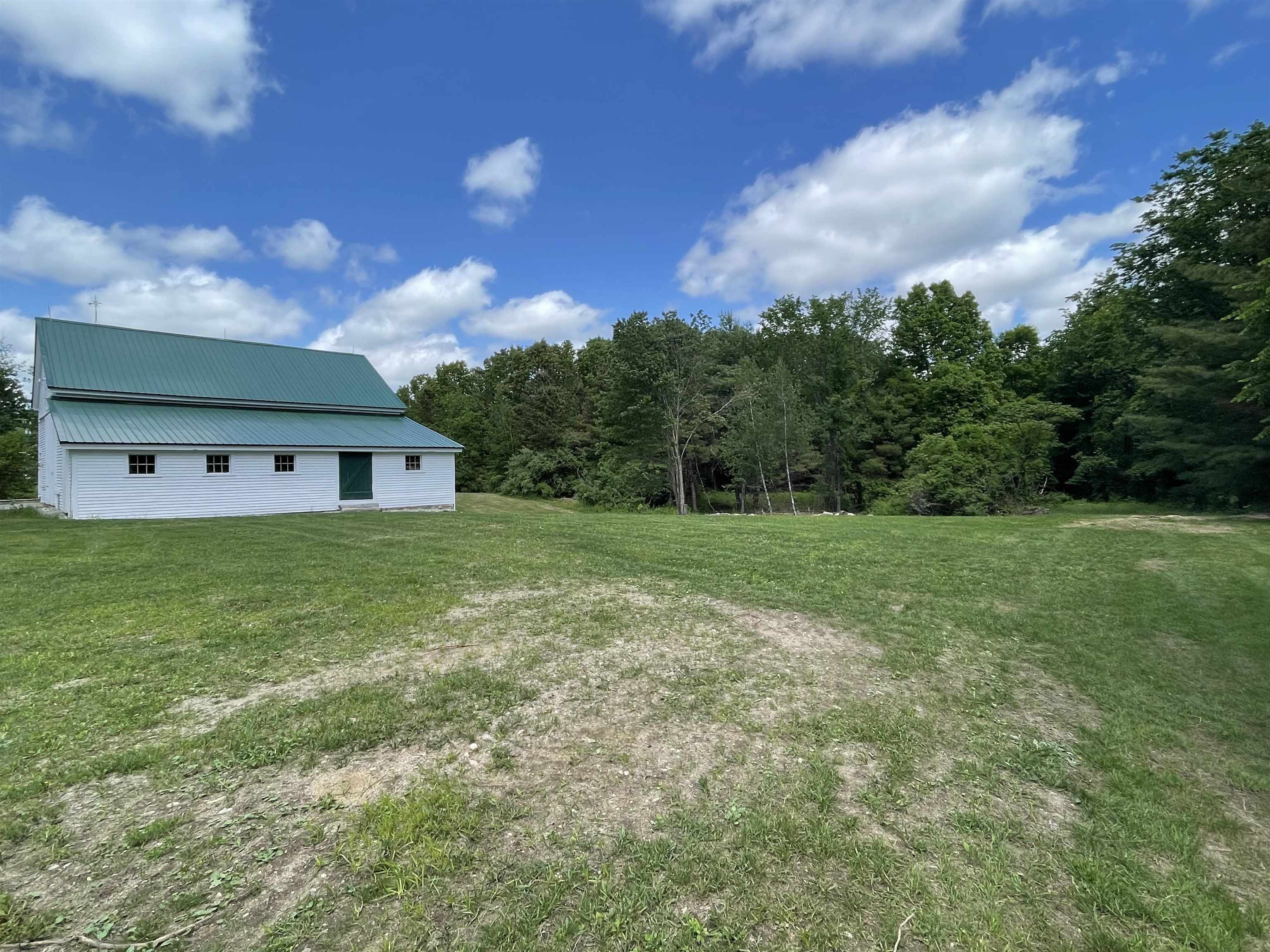 454 Main Street Fremont, NH 03044 - Photo 36 of 42