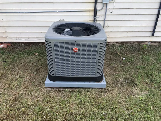 $1,350 | 741 Locust Street, Abilene, TX 79602