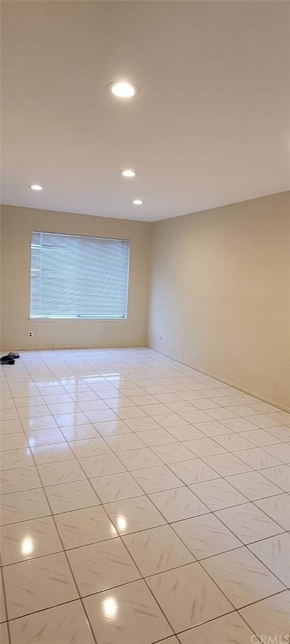 19868 Inverness Lane Huntington Beach, CA 92646 - Photo 2 of 12