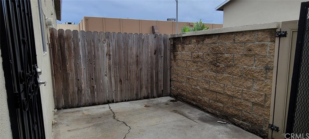 19868 Inverness Lane Huntington Beach, CA 92646 - Photo 3 of 12