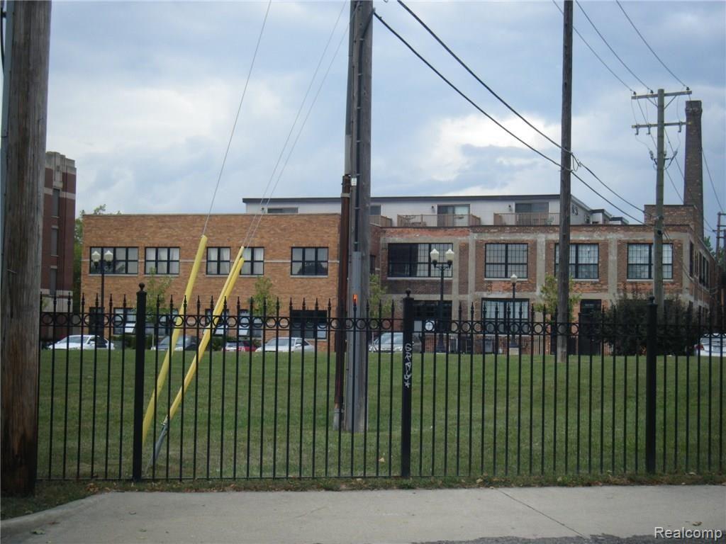 5766 Trumbull Detroit, MI 48208 - Photo 4 of 15