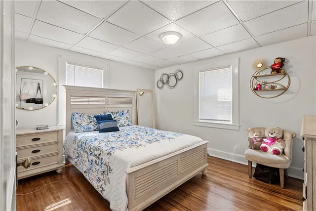 $2,300 | 476 Providence Street, Unit 1, West Warwick, RI 02893