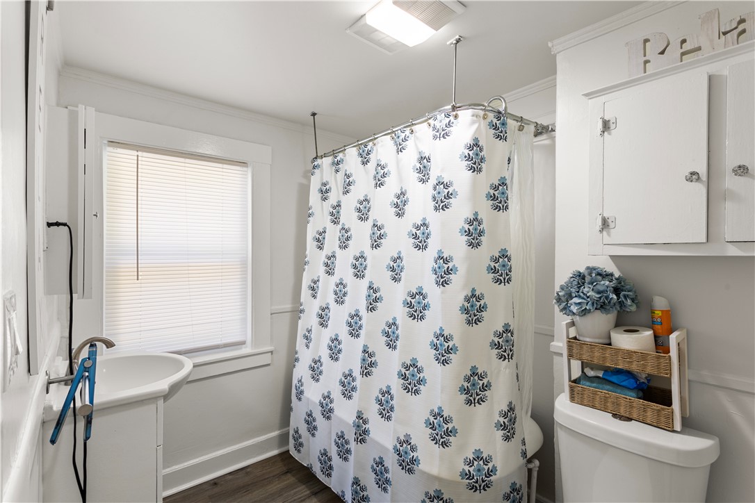 476 Providence Street, Unit 1 West Warwick, RI 02893 - Photo 16 of 31